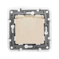 Розетка 2К+З Legrand Etika 16A 250V с/з со шторками крышкой безвинтовой зажим немецкий стандарт слоновая кость 672332