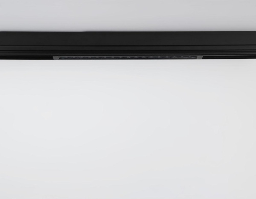 Трековый светодиодный светильник Ambrella Light Track System Magnetic 220V GL1314