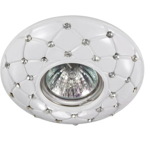 Встраиваемый светильник Novotech Pattern 090 370129