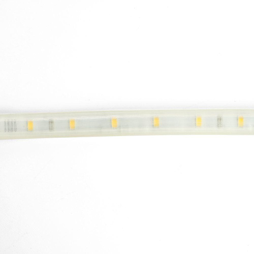 Светодиодная влагозащищенная лента Saffit 6W/m 60LED/m 2835SMD теплый белый 50М SST20 55243 Светодиодная влагозащищенная лента Saffit 6W/m 60LED/m 2835SMD теплый белый 50М SST20 55243