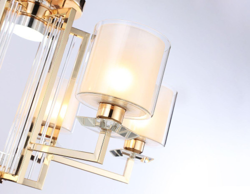 Потолочная люстра Ambrella light Traditional TR4420