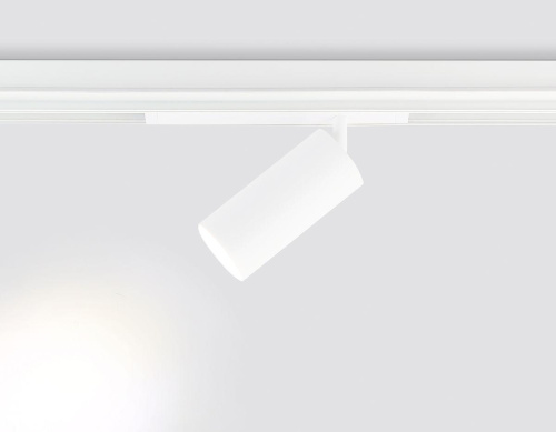 Трековый светодиодный светильник Ambrella Light Track System Magnetic 220V GL1231