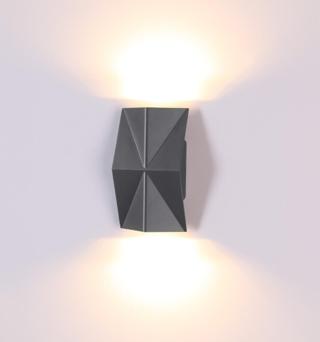 Уличный настенный светодиодный светильник Novotech Kaimas 358088