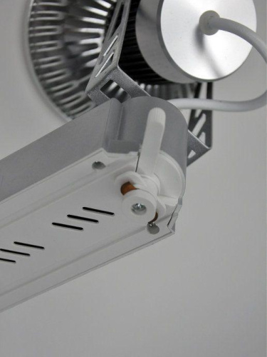 Трековый светодиодный светильник Elvan ST-01-15x1W-WH