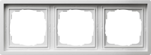 Рамка 3-постовая Gira F100 чисто-белый глянцевый 0213112