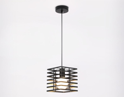 Подвесной светильник Ambrella light Traditional TR8411 Подвесной светильник Ambrella light Traditional TR8411