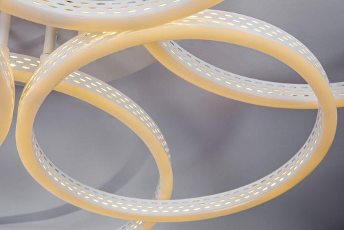 Потолочная светодиодная люстра Escada 10240/6LED