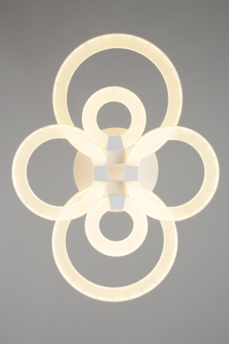 Потолочная светодиодная люстра Omnilux Serrato OML-02507-102