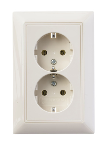 Розетка двойная ABB Basic55 Schuko с/з 16A 250V безвинтовой зажим слоновая кость 2CKA002014A1463