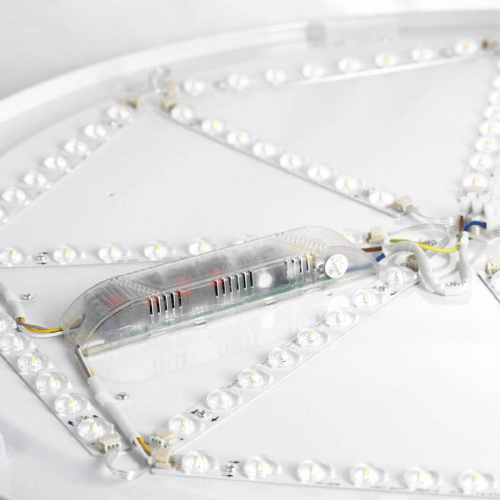 Потолочный светодиодный светильник Lussole Lgo Moonlight LSP-8316 Потолочный светодиодный светильник Lussole Lgo Moonlight LSP-8316