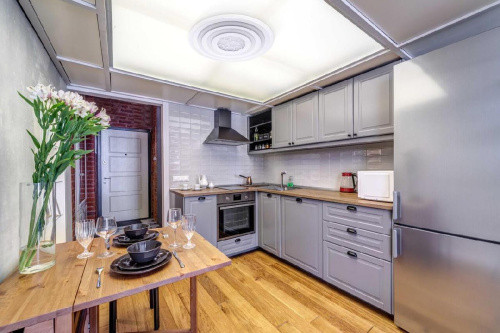 Потолочный светодиодный светильник De Markt Платлинг 661017301