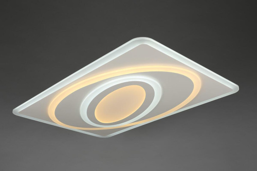 Потолочный светодиодный светильник с пультом ДУ Omnilux Calmazzo OML-06007-120