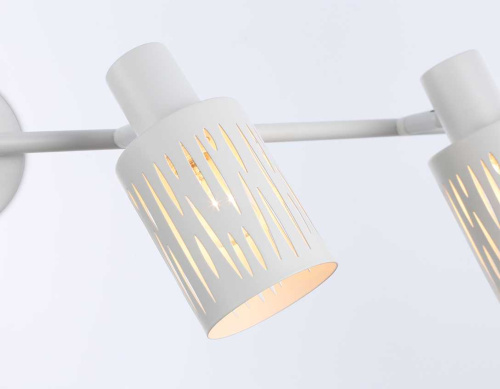 Настенно-потолочный спот Ambrella light TRADITIONAL TR8666 Настенно-потолочный спот Ambrella light TRADITIONAL TR8666