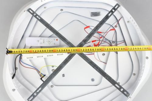 Потолочный светодиодный светильник Omnilux Longa OML-09407-285