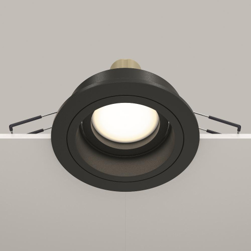 Встраиваемый светильник Maytoni Akron DL025-2-01B