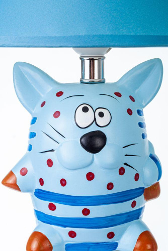 Настольная лампа Escada 10181/L