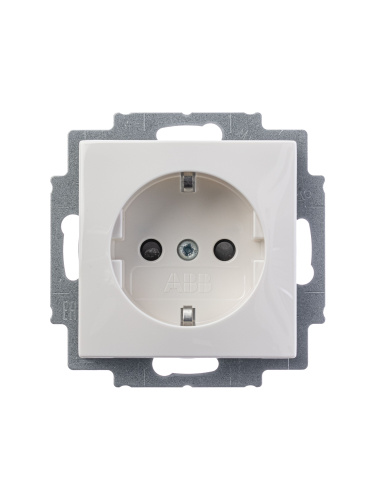 Розетка ABB Basic55 Schuko с/з 16A 250V со шторками безвинтовой зажим альпийский белый 2CKA002013A5278 Розетка ABB Basic55 Schuko с/з 16A 250V со шторками безвинтовой зажим альпийский белый 2CKA002013A5278