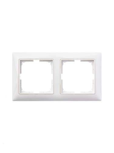 Рамка 2-постовая ABB Basic55 альпийский белый 2CKA001725A1480 Рамка 2-постовая ABB Basic55 альпийский белый 2CKA001725A1480