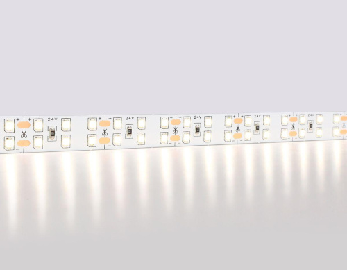 Светодиодная лента Ambrella Light 20W/m 204LED/m 2835SMD дневной белый 5M GS3602