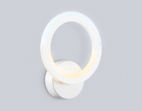 Светильник светодиодный настенный Ambrella light ACRYLICA FA8946 Светильник светодиодный настенный Ambrella light ACRYLICA FA8946