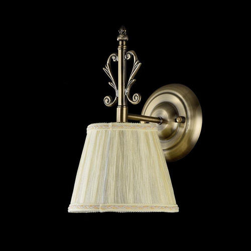 Бра Maytoni Vesta ARM330-01-R