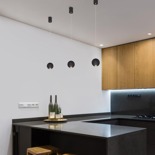 Подвесной светодиодный светильник Elektrostandard Giro 50215/1 Led черный a055672 Подвесной светодиодный светильник Elektrostandard Giro 50215/1 Led черный a055672