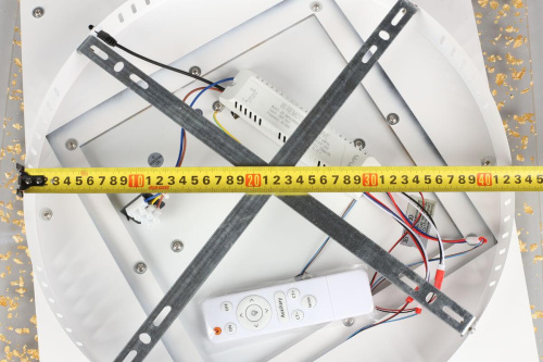 Потолочный светодиодный светильник Omnilux Vittuone OML-08727-151 Потолочный светодиодный светильник Omnilux Vittuone OML-08727-151