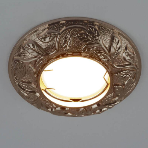 Встраиваемый светильник Fametto Arno DLS-A101-2002