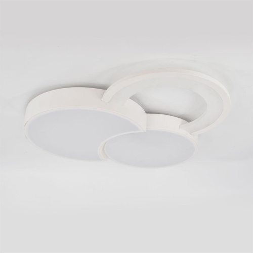 Потолочный светодиодный светильник Escada Streamline 10286/3LED Потолочный светодиодный светильник Escada Streamline 10286/3LED
