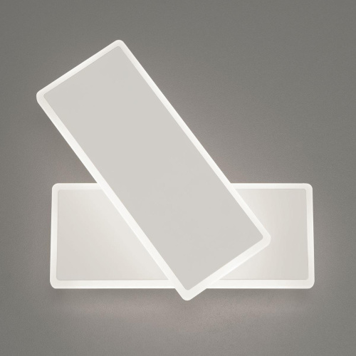 Настенный светодиодный светильник Elektrostandard Twirl 90316/2 белый a055789 Настенный светодиодный светильник Elektrostandard Twirl 90316/2 белый a055789