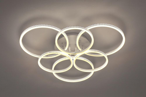 Потолочная светодиодная люстра Escada 10240/6LED