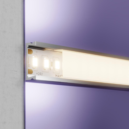 Светодиодная лента Maytoni Technical 20W/m 180LED/m 2835SMD теплый белый 5M 10154 Светодиодная лента Maytoni Technical 20W/m 180LED/m 2835SMD теплый белый 5M 10154