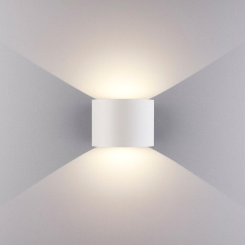 Уличный настенный светодиодный светильник Elektrostandard 1518 Techno LED Blade белый a038830