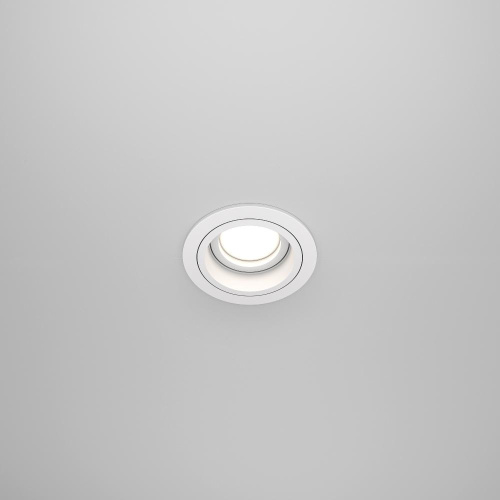 Встраиваемый светильник Maytoni Akron DL025-2-01W