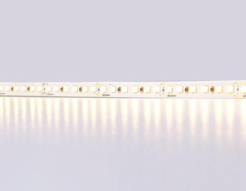 Светодиодная лента Ambrella Light 14,4W/m 180LED/m 2835SMD теплый белый 5M GS3201