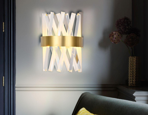 Настенный светодиодный светильник Ambrella light Traditional TR5324 Настенный светодиодный светильник Ambrella light Traditional TR5324