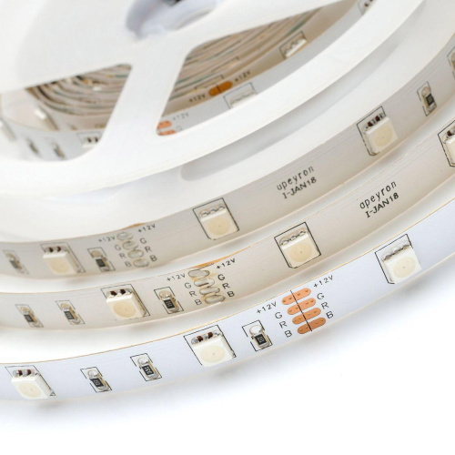 Светодиодная лента Apeyron 7,2W/m 30LED/m 5050SMD разноцветная 5M 38BL Светодиодная лента Apeyron 7,2W/m 30LED/m 5050SMD разноцветная 5M 38BL