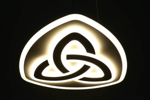 Потолочная светодиодная люстра Omnilux Loreto OML-09107-144