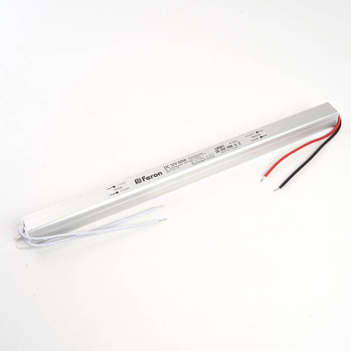 Блок питания для светодиодной ленты Feron LB001 12V 72W IP20 6A 48015 Блок питания для светодиодной ленты Feron LB001 12V 72W IP20 6A 48015