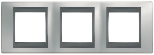 Рамка 3-постовая Schneider Electric Unica Top MGU66.006.238