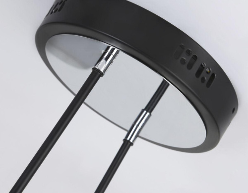 Потолочная светодиодная люстра Ambrella light Comfort Line FL5155