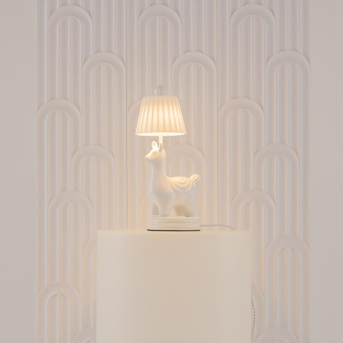 Настольный светильник Maytoni MOD377TL-L5W3K Настольный светильник Maytoni MOD377TL-L5W3K