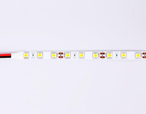 Светодиодная лента Ambrella Light 14,4W/m 60LED/m 5050SMD дневной белый 5M GS4002
