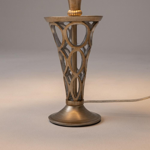 Настольная лампа Maytoni Lillian H311-11-G