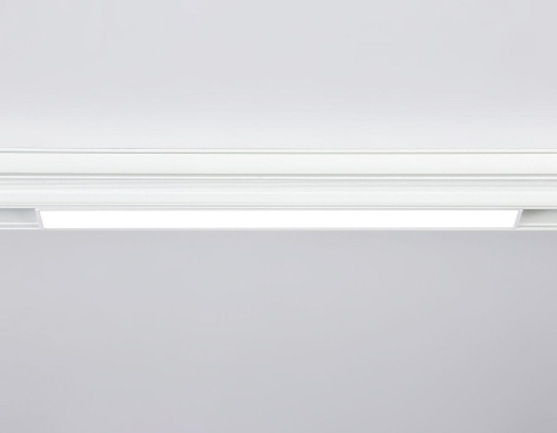 Трековый светодиодный светильник Ambrella light Track System Magnetic GL4001