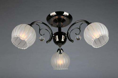 Потолочная люстра Omnilux OML-31807-03