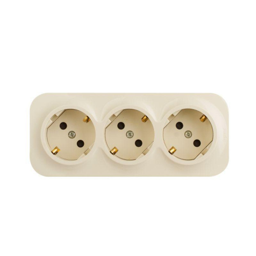 Розетка 3х2К+З Legrand Quteo 16A 250V со шторками слоновая кость 782268