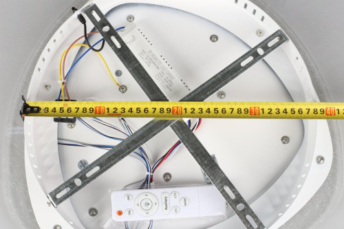 Потолочный светодиодный светильник Omnilux Arzano OML-08407-146