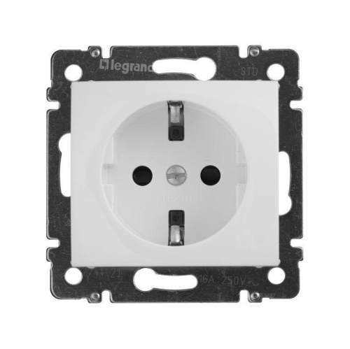 Розетка 2К+3 Legrand Valena 16A 250V с/з со шторками винтовой зажим белая 774421