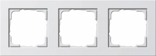 Рамка 3-постовая Gira E2 чисто-белый глянцевый 021329